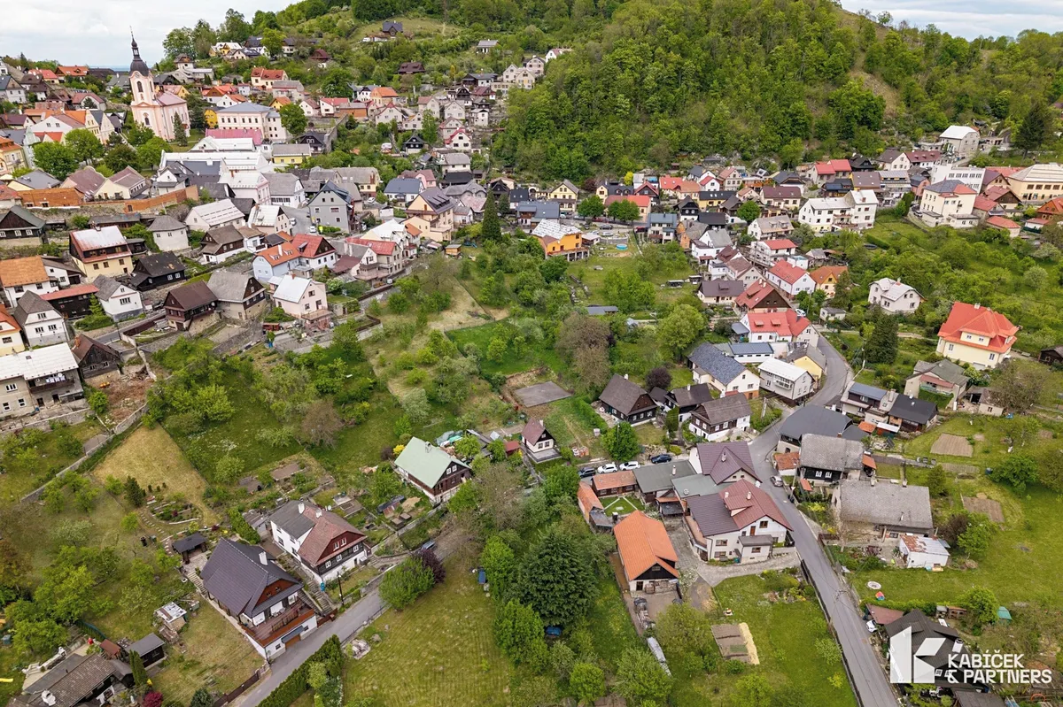 Prodej stavebního pozemku 1224 m²